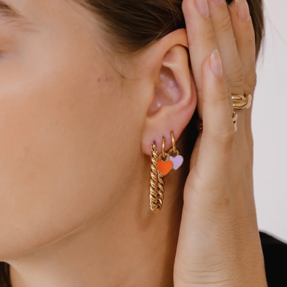 Waterproof twist gold plated earrings - Picture 4 of 4